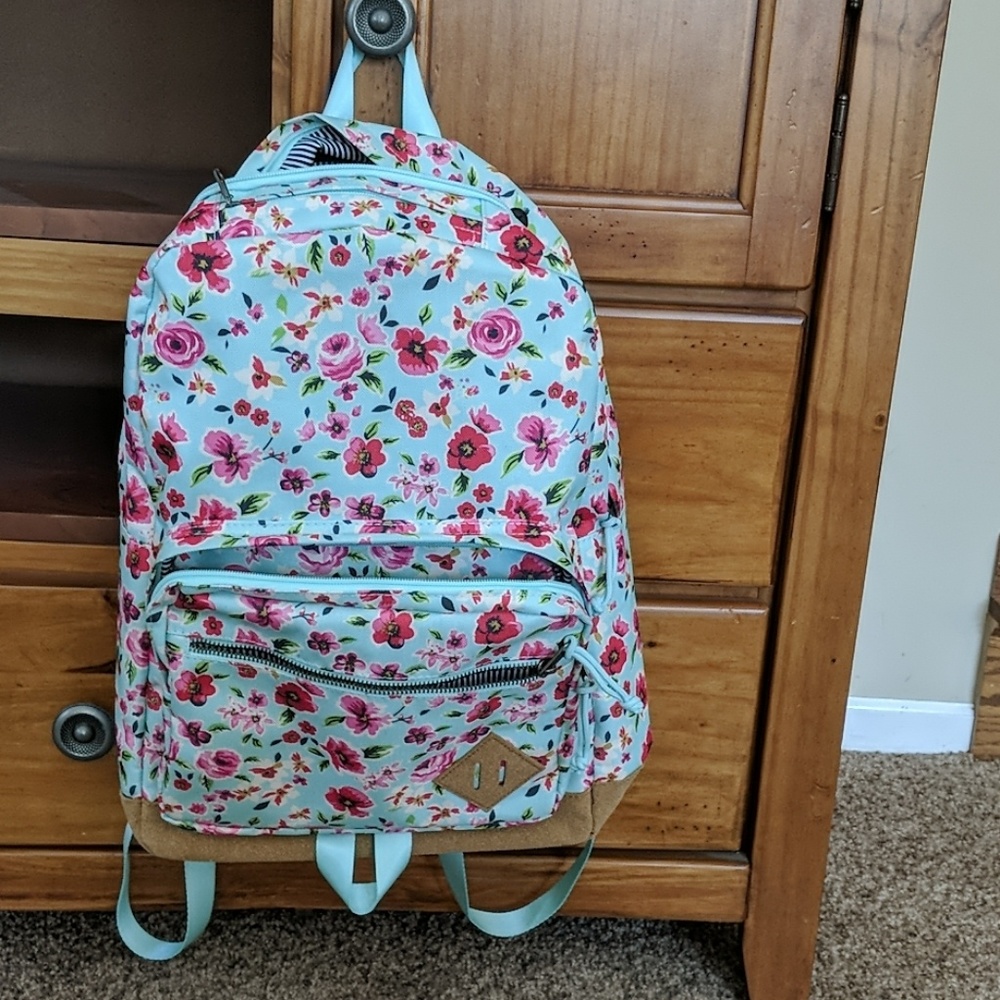 Floral backpack with lots of storage options!